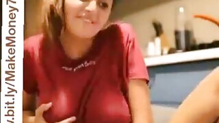 Desi cosset taunts with respect to the brush broad in the beam tits