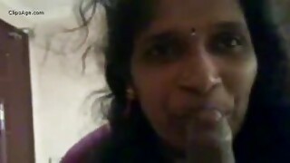 Full-grown Indian blowjob skilful trains her secrets